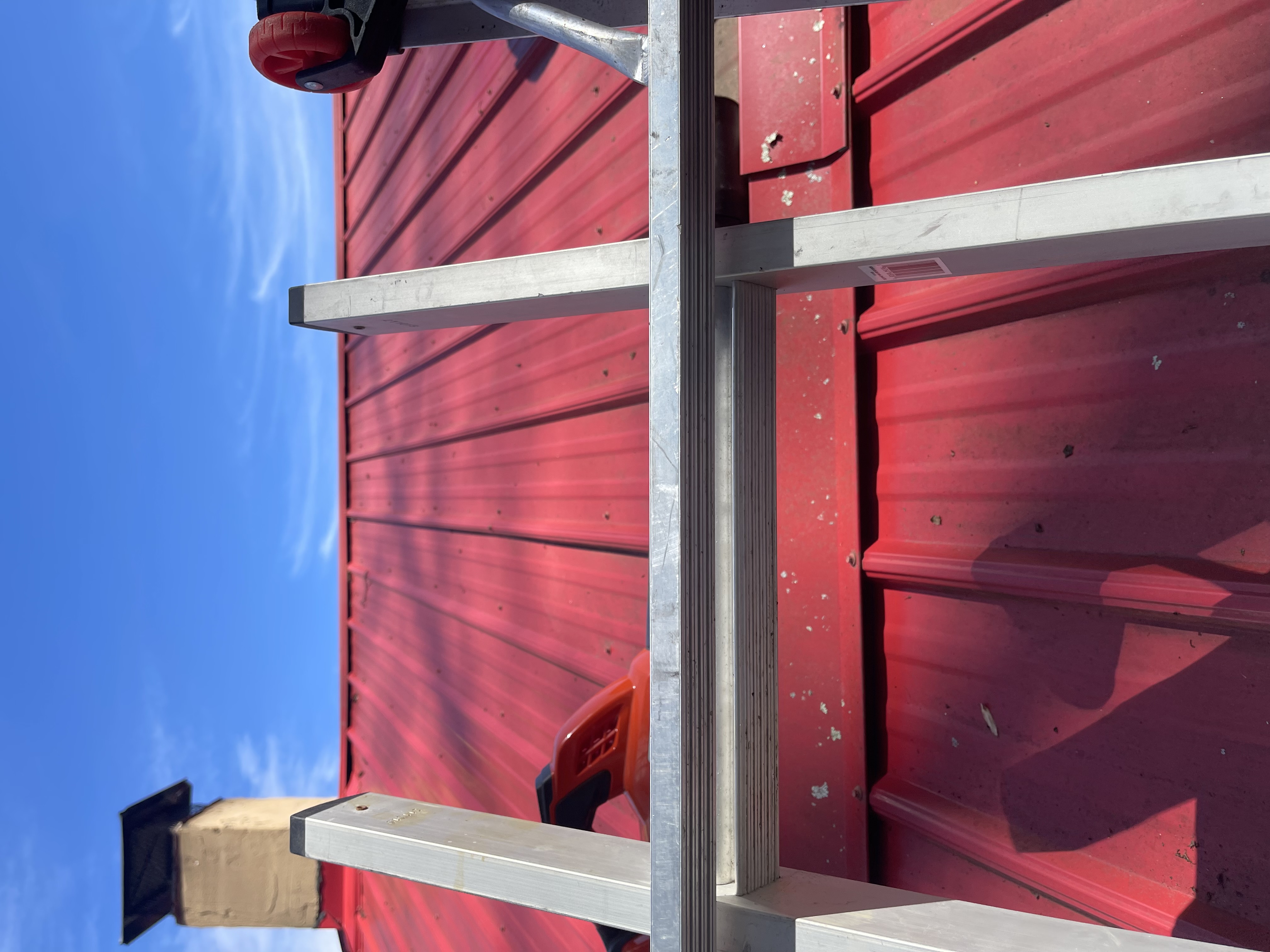 Metal Roof Softwashing Service